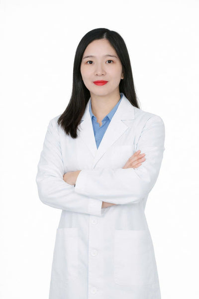 medical reviewer mai khanh